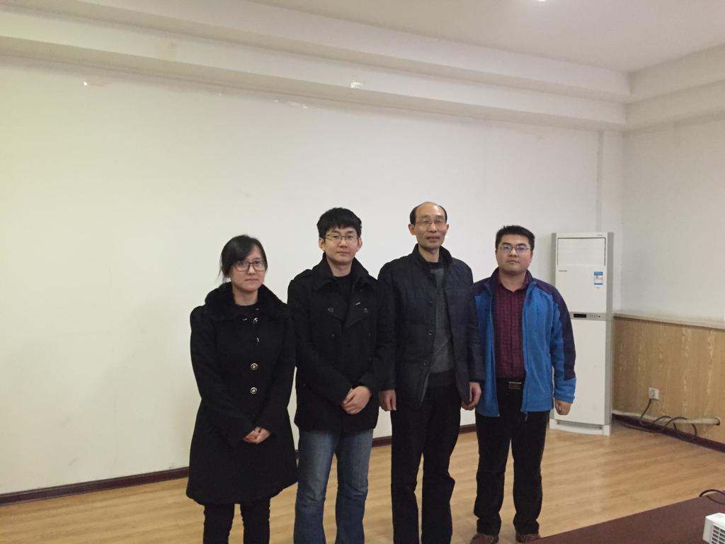 教学竞赛一、二等奖获得者与领导合影